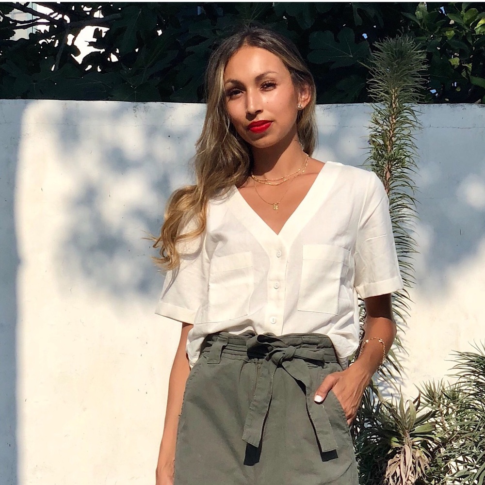 NEW:  Off White Button Down Crop Top - Picture 3 of 5